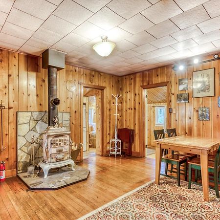 The Cedars Cabin Welches Luaran gambar