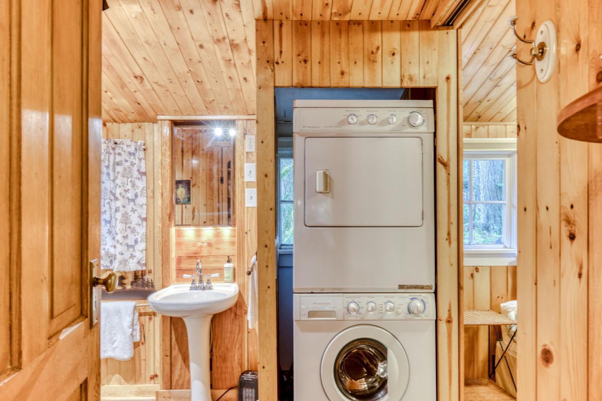 The Cedars Cabin Welches Luaran gambar
