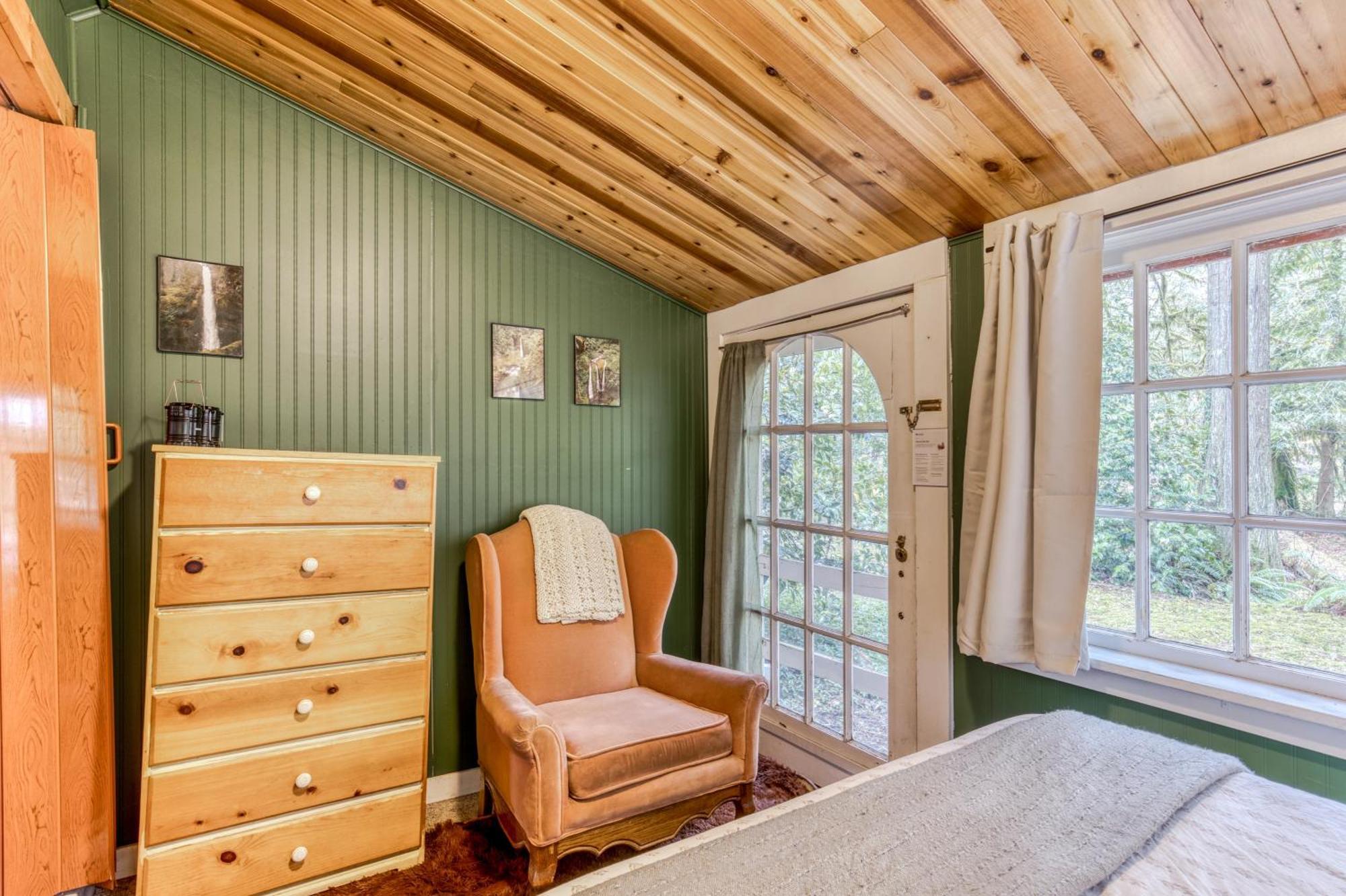 The Cedars Cabin Welches Luaran gambar