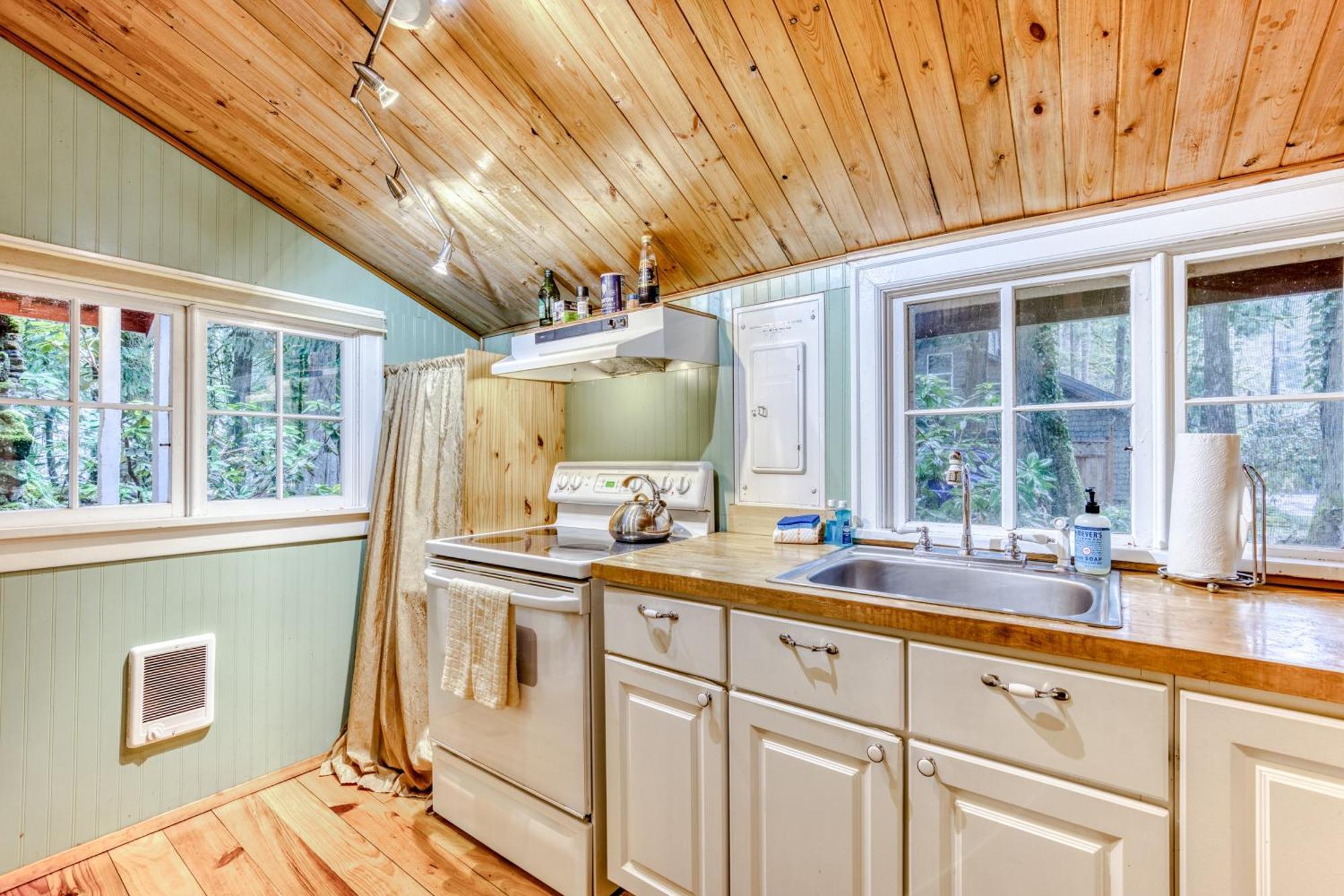 The Cedars Cabin Welches Luaran gambar